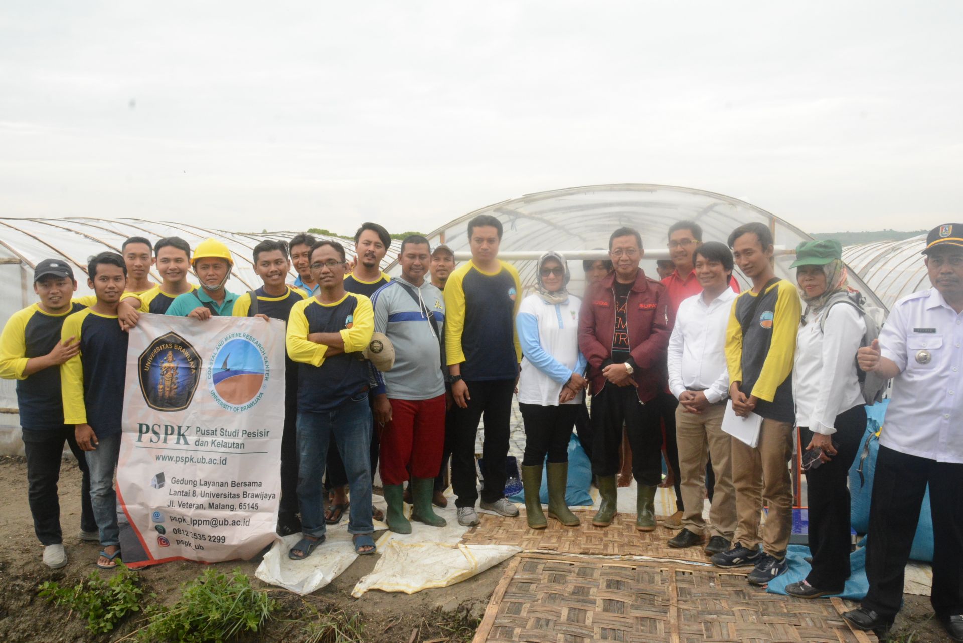 23 Mega Tunnel Salt Greenhouse