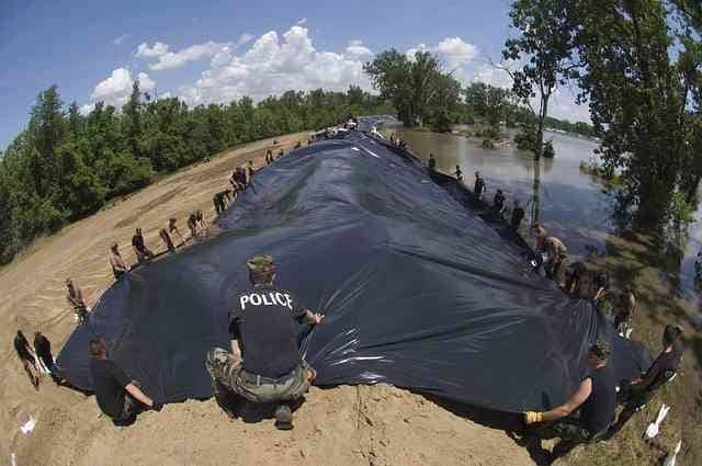 Pemasangan Geomembrane